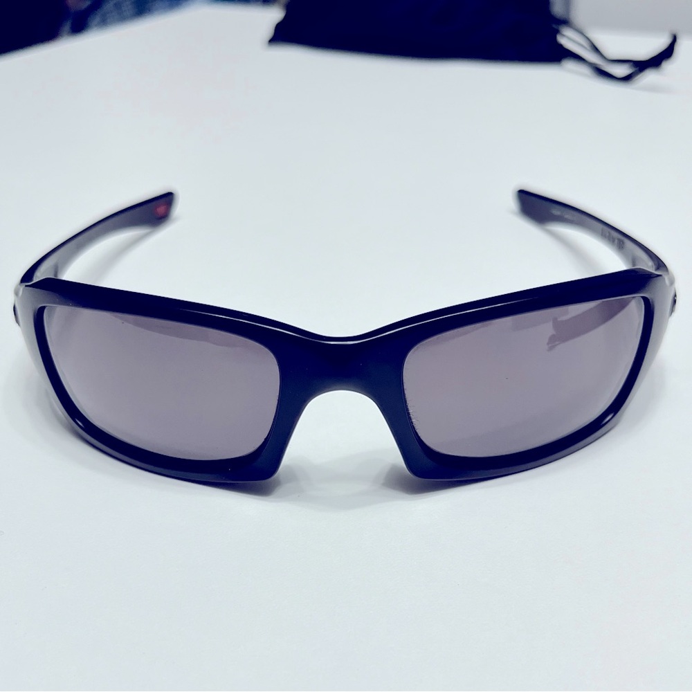 Oakley SI Fives Squared matte black with warm grey lenses - Picture 8 of 13
